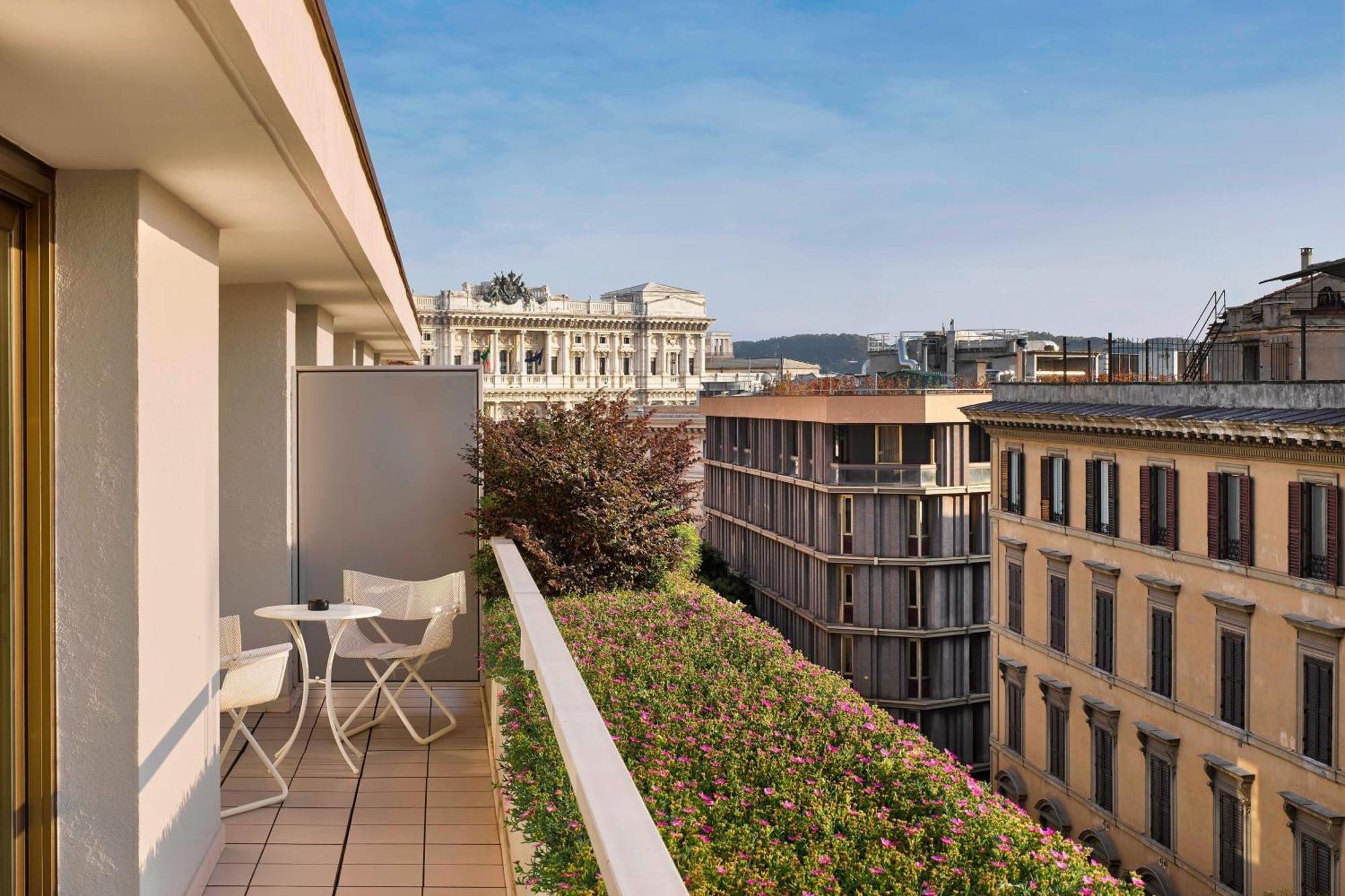 Le Meridien Visconti Rom Exteriör bild